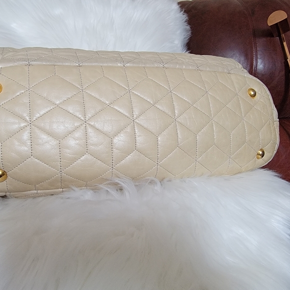 MIUMIU - Picture 3 of 11